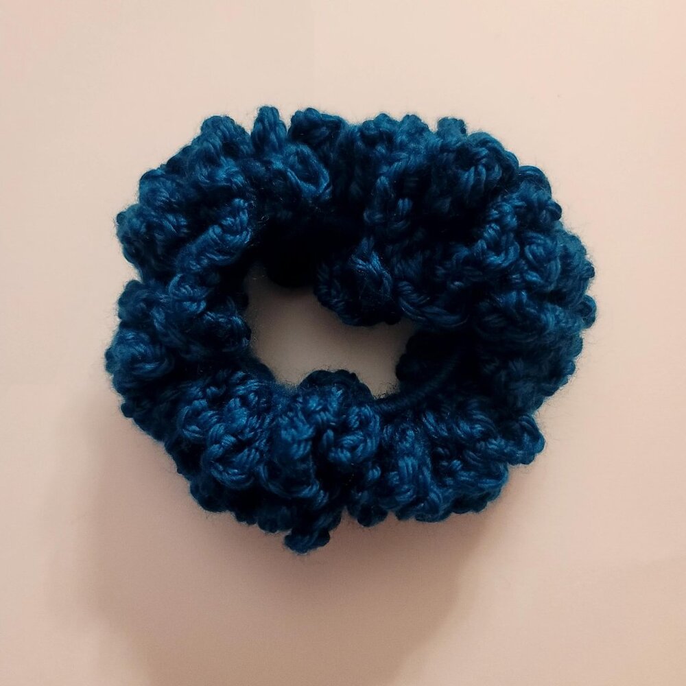 Handmade Crochet Scrunchie (Teal)